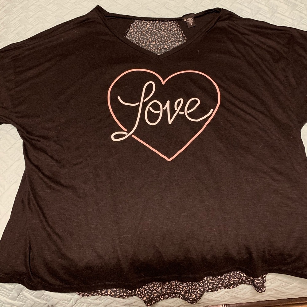 Torrid T shirt